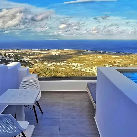 Martynou View * Pýrgos